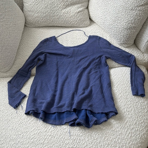 Free People Top - Picture 1 of 6